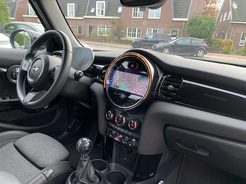 Occasion Mini Cooper Business 136 PK (100 kW) 2022 Blauw Hatchback