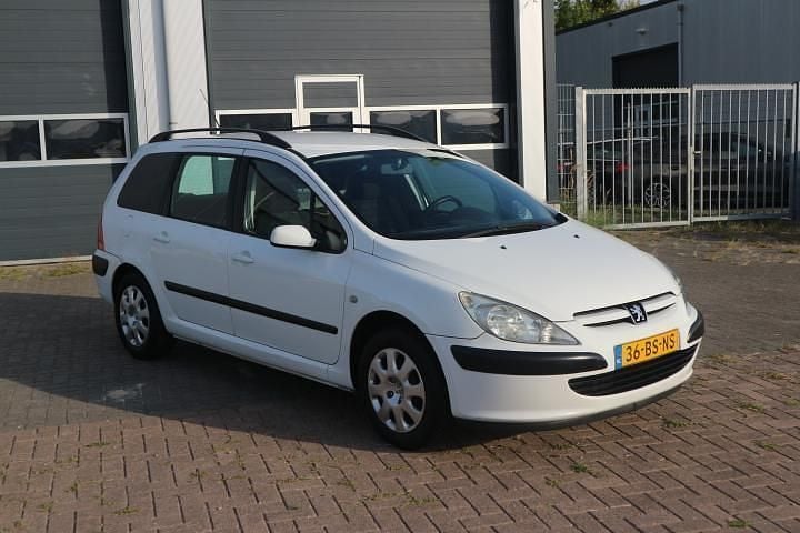 Gebruikt 2005 Peugeot 307 Stationwagen | € 1.950 (Eerlijke prijs) - Afbeelding 1/1