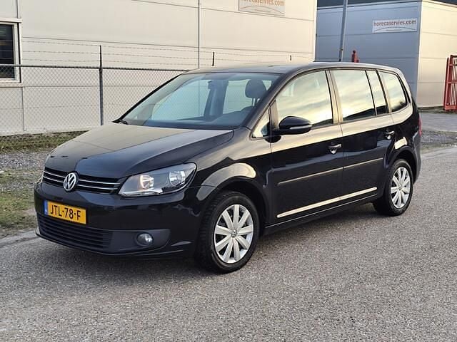 Zwart Occasion 2015 VW Touran MPV | € 6.999 (Goede deal) - Afbeelding 1/4
