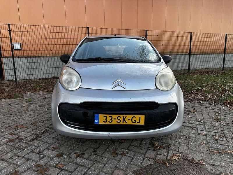 Grijs Occasion 2006 Citroën C1 Hatchback | € 1.350 (Goede deal) - Afbeelding 1/4