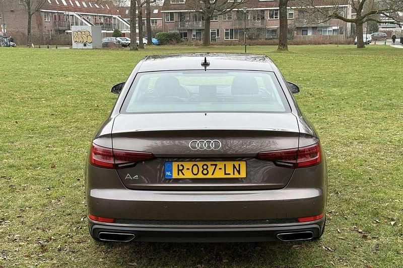 Occasion Audi A4 Sport 150 PK (110 kW) 2019 Bruin Sedan