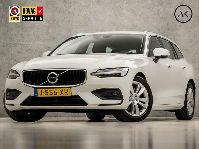 Wit Gebruikt 2020 Volvo V60 Stationwagen | € 25.445 (Goede deal) - Afbeelding 1/4