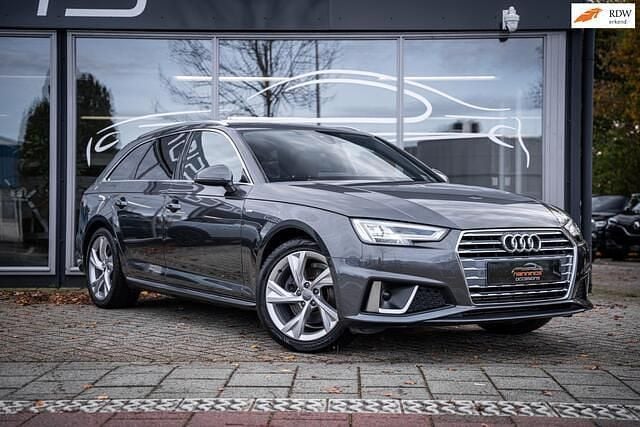Grijs Gebruikt 2019 Audi A4 S-Line Stationwagen | € 25.250 (Iets duurder) - Afbeelding 1/4