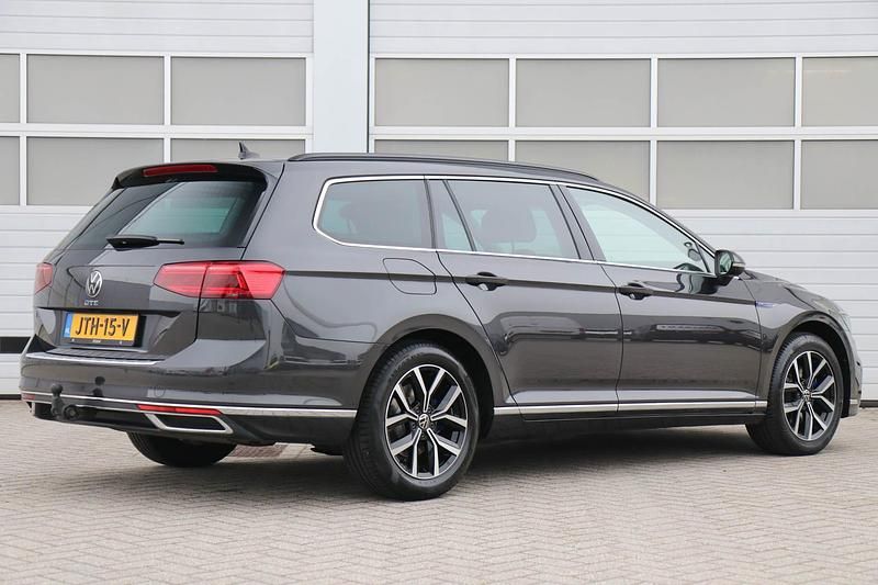 Occasion VW Passat Business 2026 Grijs Stationwagen