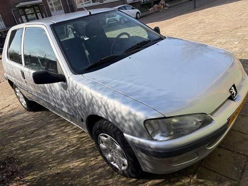 Occasion Peugeot 106 60 PK (44 kW) 2003 Grijs Hatchback