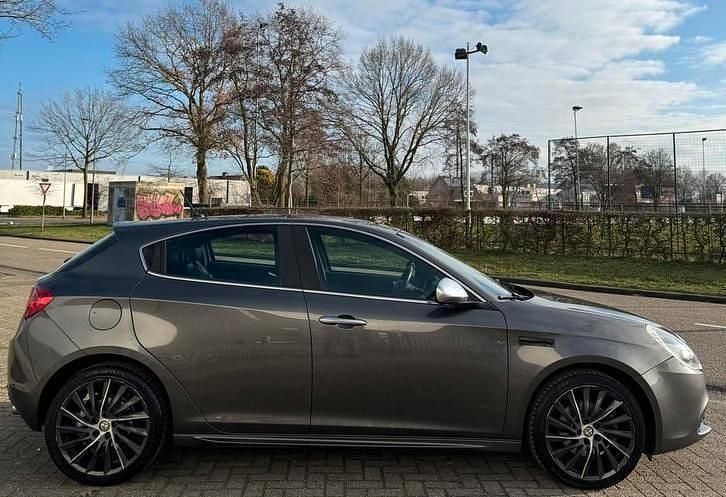 Occasion Alfa Romeo Giulietta 170 PK (125 kW) 2013 Hatchback