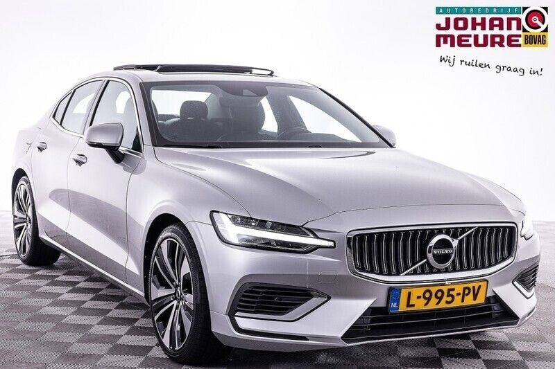 Grijs Gebruikt 2021 Volvo S60 Inscription Sedan | € 33.890 (Goede deal) - Afbeelding 1/4