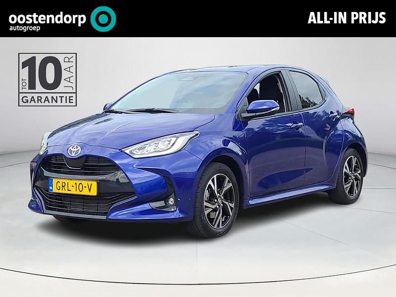 Blauw Gebruikt 2024 Toyota Yaris Hybrid Edition Hatchback | € 26.450 (Eerlijke prijs) - Afbeelding 1/4