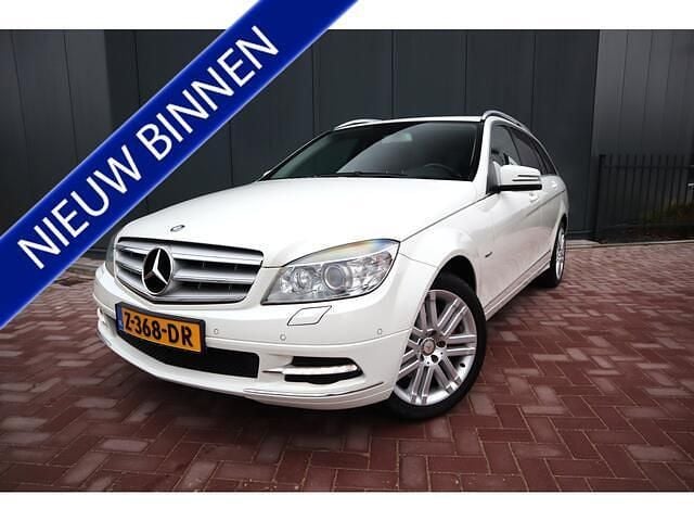 Wit Occasion 2011 Mercedes C200 Avantgarde Stationwagen | € 10.950 (Eerlijke prijs) - Afbeelding 1/4
