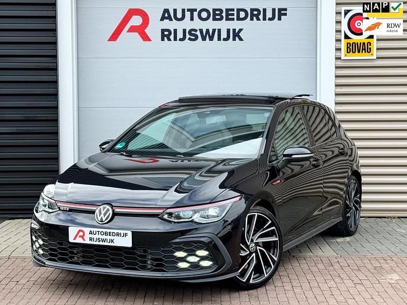 Zwart Gebruikt 2022 VW Golf VIII GTI Hatchback | € 36.950 (Eerlijke prijs) - Afbeelding 1/4