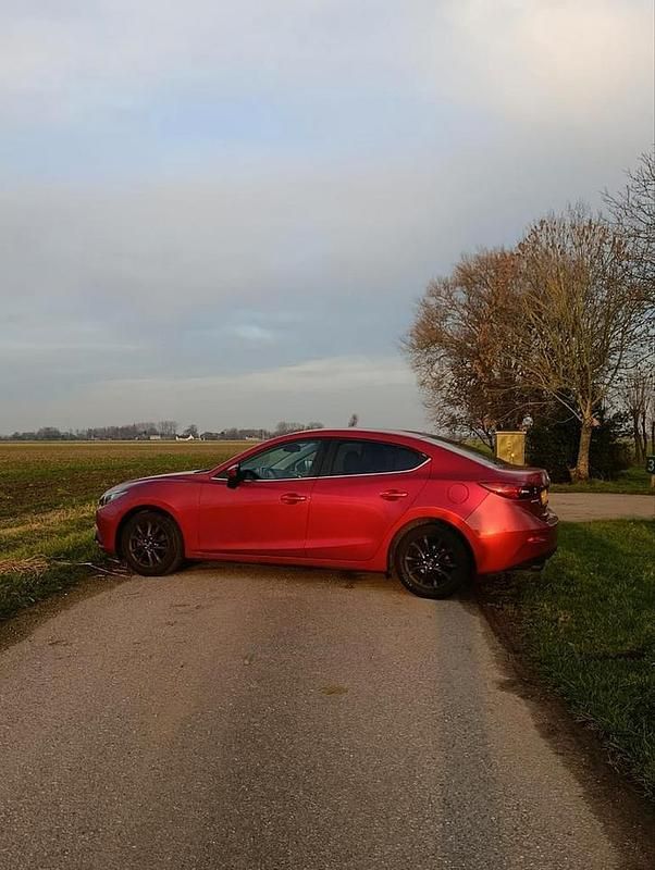 Occasion Mazda 3 130 PK (95 kW) 2015 Sedan