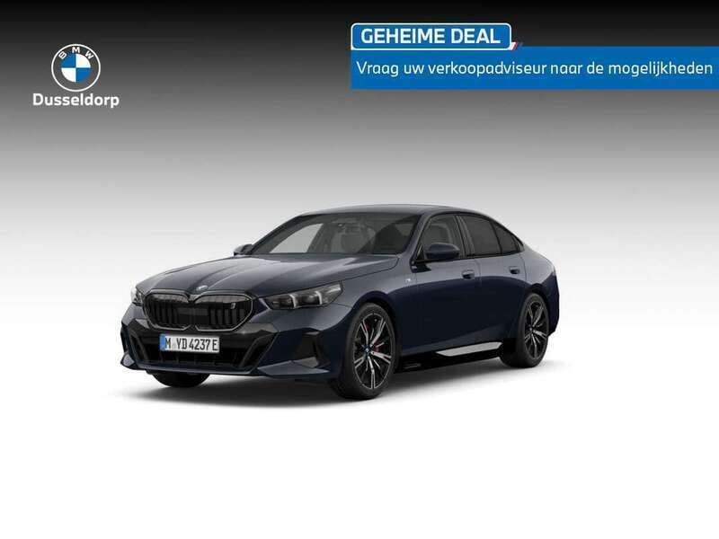 Zwart Nieuw 2025 BMW i5 Comfort Edition Sedan | € 91.321 (Eerlijke prijs) - Afbeelding 1/4