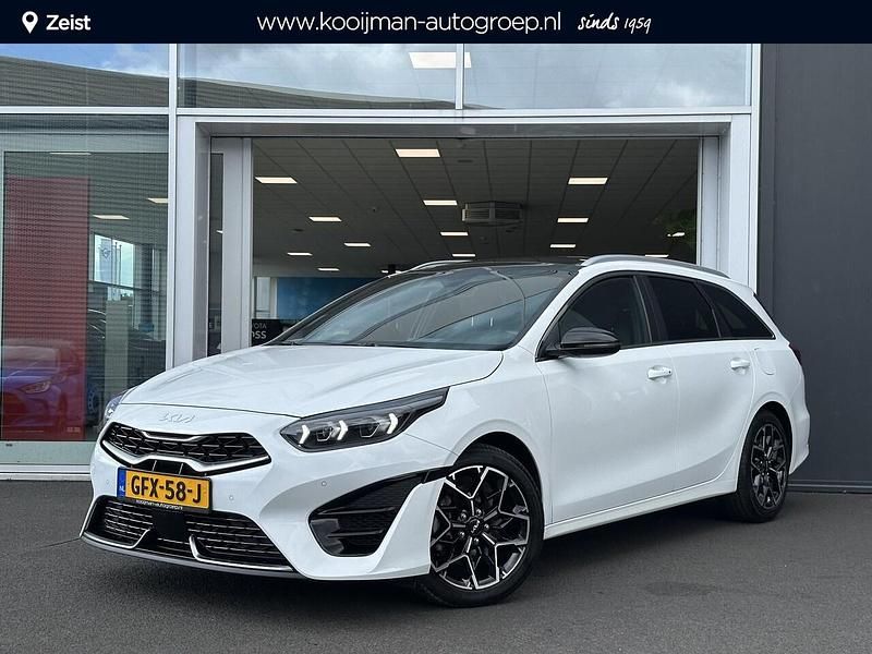 Wit Gebruikt 2024 Kia Ceed Sportswagon GT-Line Stationwagen | € 32.950 - Afbeelding 1/4