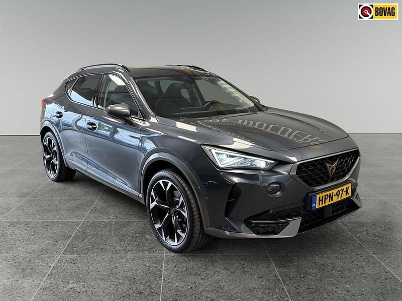 Grijs Gebruikt 2023 Cupra Formentor SUV | € 31.950 (Eerlijke prijs) - Afbeelding 1/4