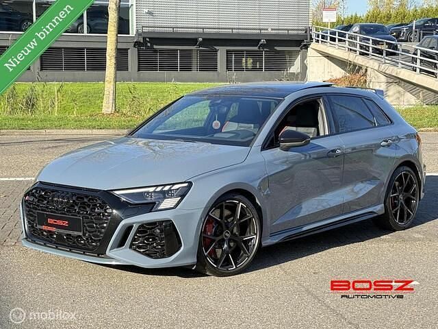 Overige Occasion 2023 Audi RS3 Sportback S-Line Hatchback | € 67.995 (Eerlijke prijs) - Afbeelding 1/4