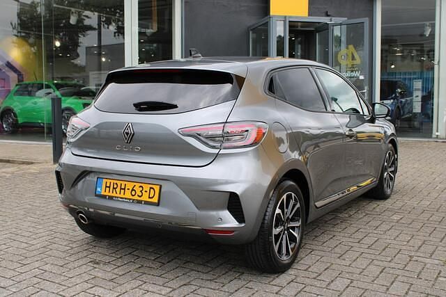 Occasion Renault Clio V Techno 91 PK (66 kW) 2024 Grijs Hatchback