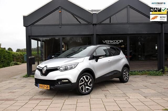 Grijs Gebruikt 2017 Renault Captur Dynamique SUV | € 9.950 (Goede deal) - Afbeelding 1/4