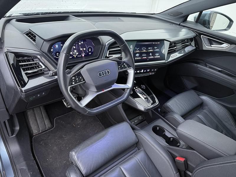 Occasion Audi Q4 e-tron S-Line 11 kW (15 PK) 2023 Blauw SUV