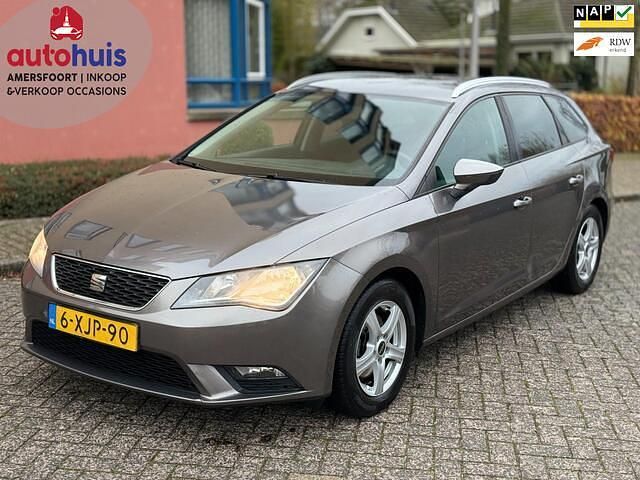 Grijs (metallic) Gebruikt 2014 Seat Leon ST Ecomotive Stationwagen | € 5.749 (Goede deal) - Afbeelding 1/4