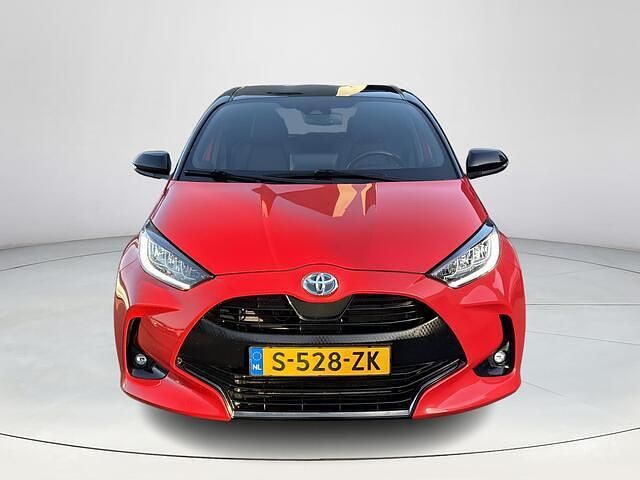 Occasion Toyota Yaris Executive 116 PK (85 kW) 2021 Rood Hatchback
