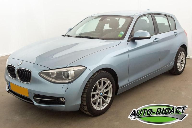 Blauw Occasion 2014 BMW 116 Executive Hatchback | € 8.250 (Goede deal) - Afbeelding 1/4