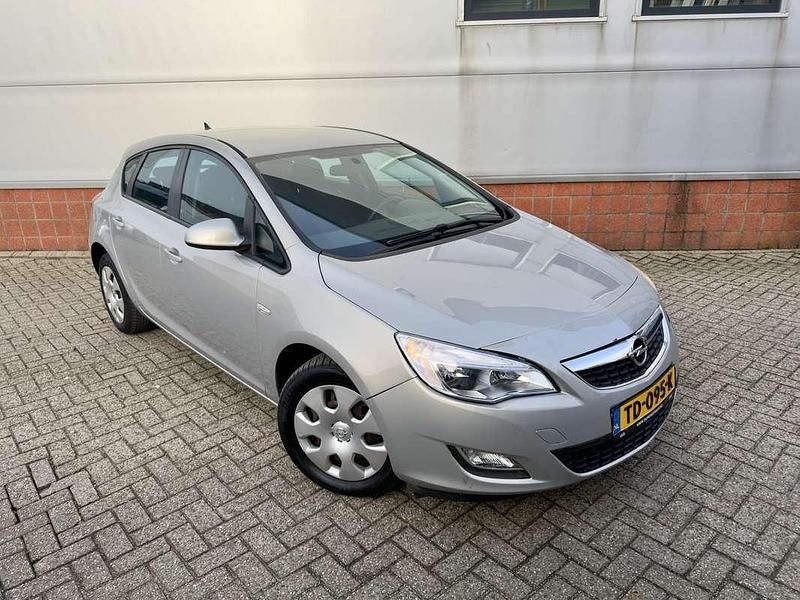 Occasion Opel Astra Sport 116 PK (85 kW) 2010 Grijs MPV