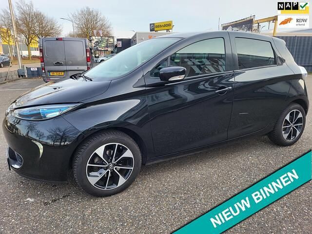 Zwart Occasion 2017 Renault Zoe Intens Hatchback | € 4.400 (Goede deal) - Afbeelding 1/4