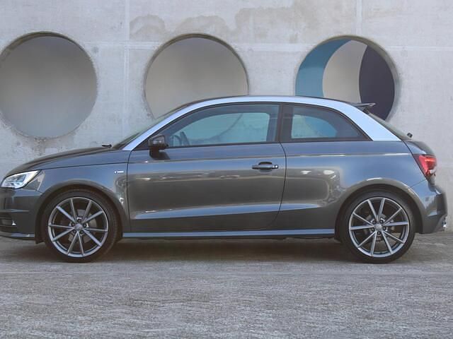 Occasion Audi A1 Sport 125 PK (91 kW) 2015 Daytonagrijs (p); dak zilver Hatchback