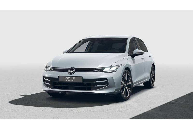 Oyster silver Nieuw 2025 VW Golf VIII Edition Hatchback | € 42.452 (Goede deal) - Afbeelding 1/4