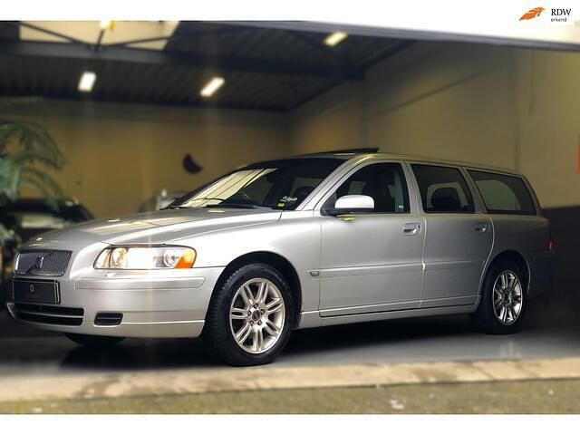 Grijs (metallic) Occasion 2007 Volvo V70 Stationwagen | € 7.499 (Duur) - Afbeelding 1/4