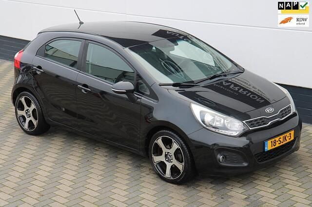 Occasion Kia Rio 86 PK (63 kW) 2011 Zwart Hatchback