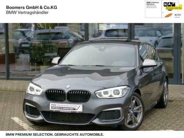 Grijs Gebruikt 2017 BMW M140 Executive Hatchback | € 39.950 - Afbeelding 1/4