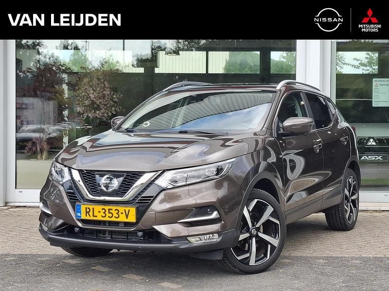 Bruin Gebruikt 2017 Nissan Qashqai 360º SUV | € 20.945 (Duur) - Afbeelding 1/4