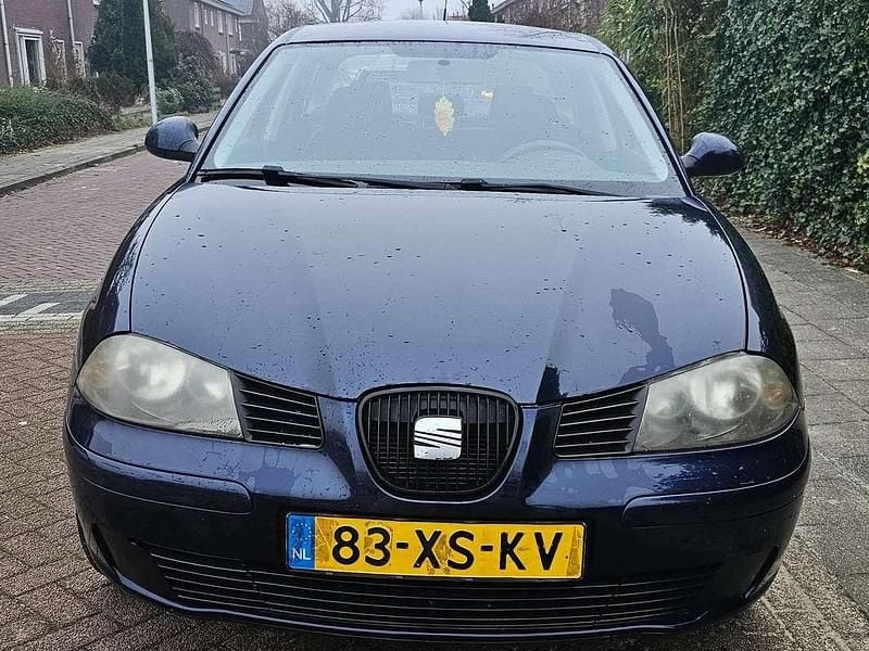 Blauw Gebruikt 2007 Seat Cordoba Sedan | € 699 (Goede deal) - Afbeelding 1/4