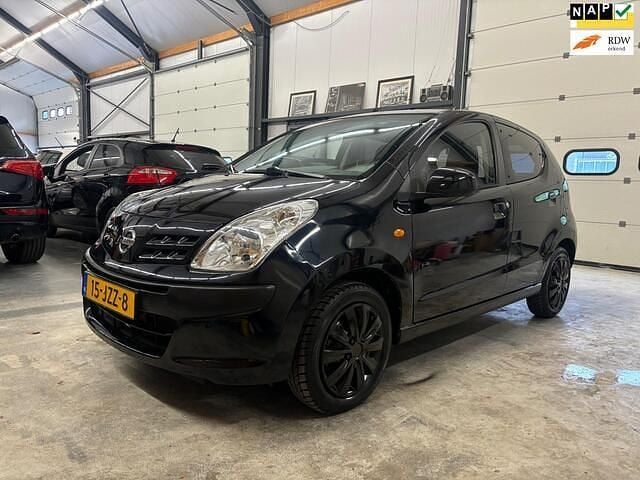 Zwart Gebruikt 2009 Nissan Pixo Acenta Hatchback | € 3.200 (Eerlijke prijs) - Afbeelding 1/4