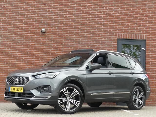 Grijs Gebruikt 2019 Seat Tarraco 4Drive SUV | € 32.950 (Eerlijke prijs) - Afbeelding 1/4
