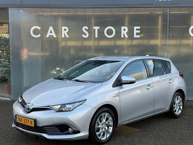 Grijs Gebruikt 2015 Toyota Auris Hatchback | € 10.750 (Goede deal) - Afbeelding 1/4