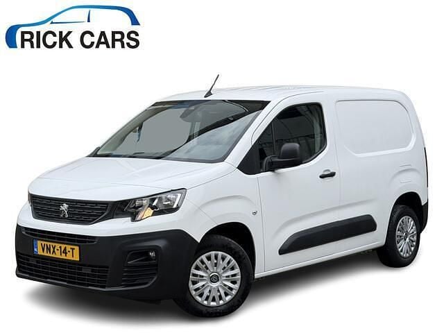 Wit Gebruikt 2022 Peugeot Partner Premium MPV | € 12.250 (Super prijs) - Afbeelding 1/4