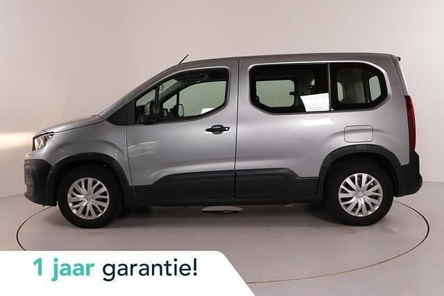 Grijs, metallic lak Occasion 2022 Peugeot e-Rifter Active MPV | € 19.950 - Afbeelding 1/4