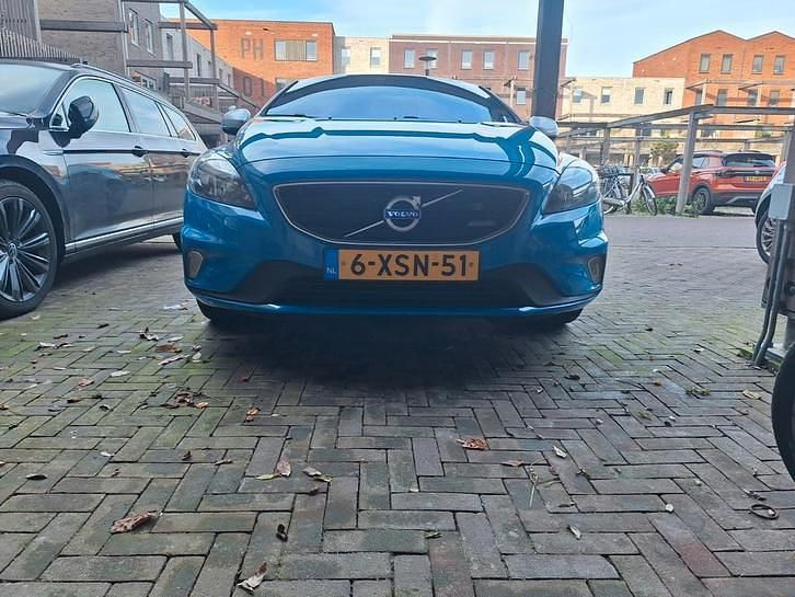 Occasion Volvo V40 Summum 179 PK (131 kW) 2014 Blauw MPV