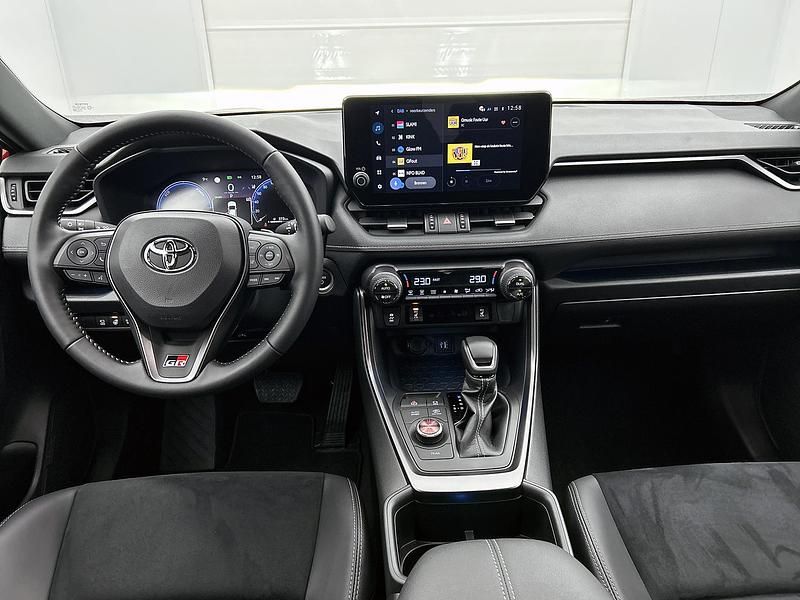 Occasion Toyota RAV4 Hybrid Sport 305 PK (224 kW) 2025 Rood (metallic) SUV