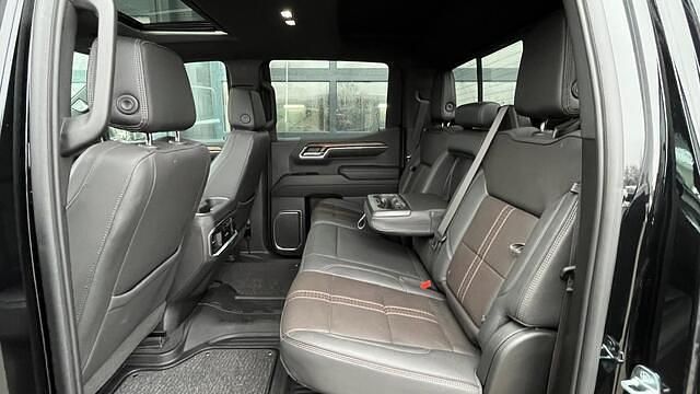 Occasion Chevrolet Silverado 426 PK (313 kW) 2024 Zwart Pickup