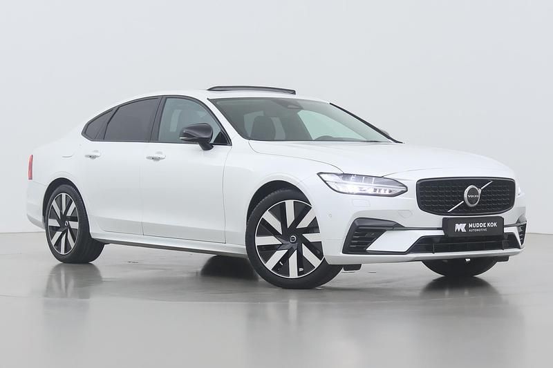 Wit Gebruikt 2024 Volvo S90 Ultimate Sedan | € 44.800 (Eerlijke prijs) - Afbeelding 1/1