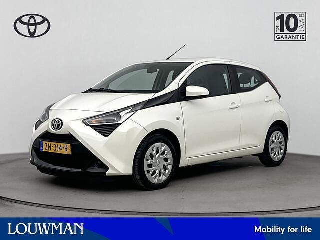 Wit Gebruikt 2019 Toyota Aygo X-play Hatchback | € 11.450 (Eerlijke prijs) - Afbeelding 1/4