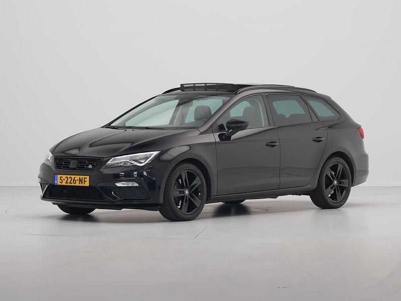 Zwart Gebruikt 2019 Seat Leon Business Stationwagen | € 19.940 (Iets duurder) - Afbeelding 1/4