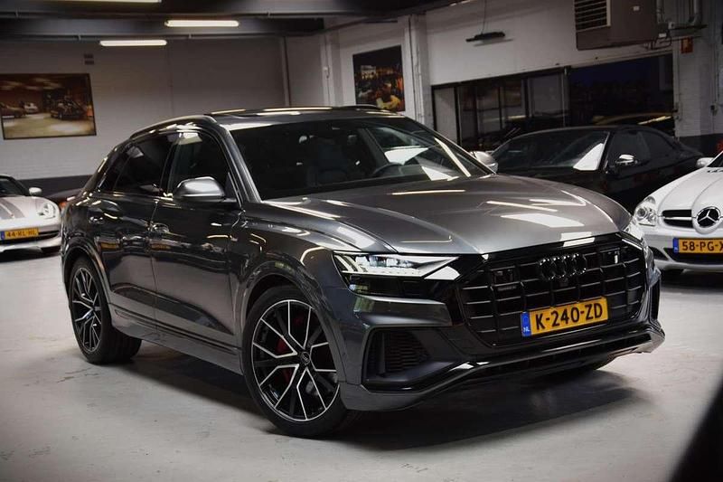 Grijs Gebruikt 2021 Audi Q8 Proline SUV | € 63.800 (Eerlijke prijs) - Afbeelding 1/4
