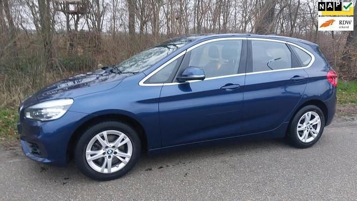 Blauw Gebruikt 2015 BMW 220 Stationwagen | € 13.500 (Iets duurder) - Afbeelding 1/4