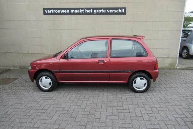 Rood Gebruikt 1999 Subaru Vivio Hatchback | € 5.250 - Afbeelding 1/4