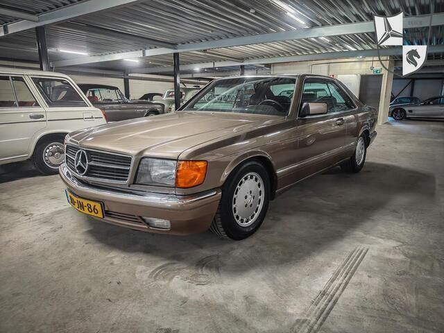 Bruin Gebruikt 1987 Mercedes S420 Sedan | € 23.950 - Afbeelding 1/4