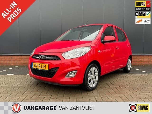 Rood (metallic) Gebruikt 2011 Hyundai i10 Hatchback | € 3.995 (Eerlijke prijs) - Afbeelding 1/4